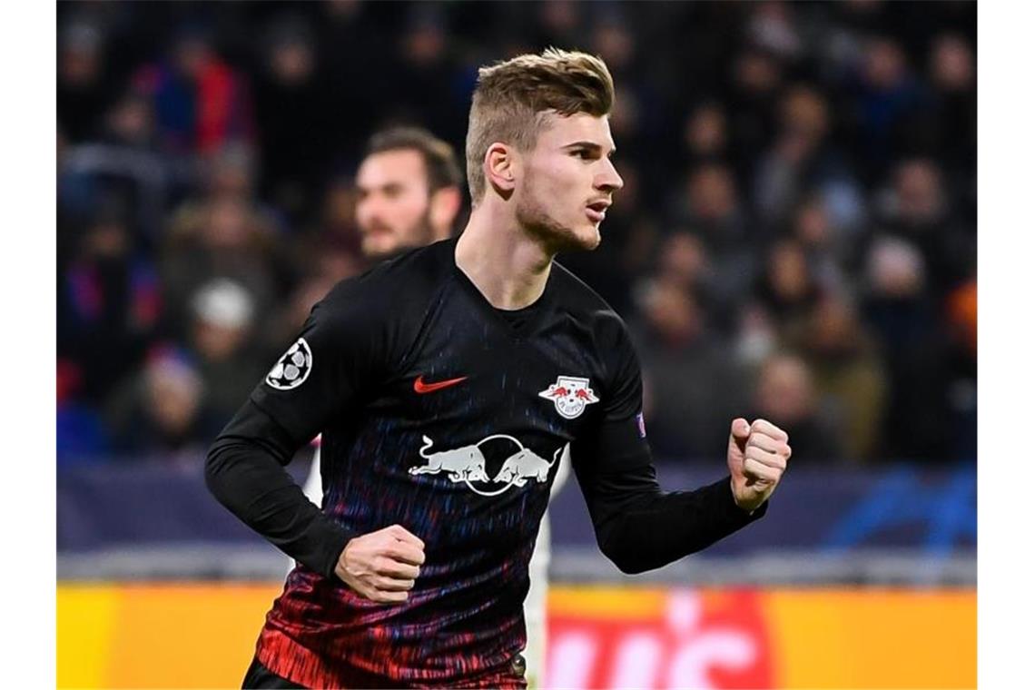 Leipzig als Gruppensieger ins Achtelfinale Timo Werner feiert seinen Treffer zum 2:0 gegen Lyon - auch per Elfmeter. Foto: Robert Michael/dpa-Zentralbild/dpa