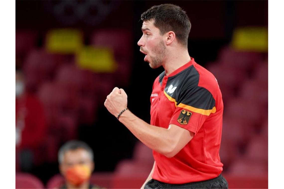 Deutsche Tischtennis-Teams feiern „Wunder von Cluj“ Tischtennis-Spieler Patrick Franziska holte zwei Punkteim Finale. Foto: Swen Pförtner/dpa