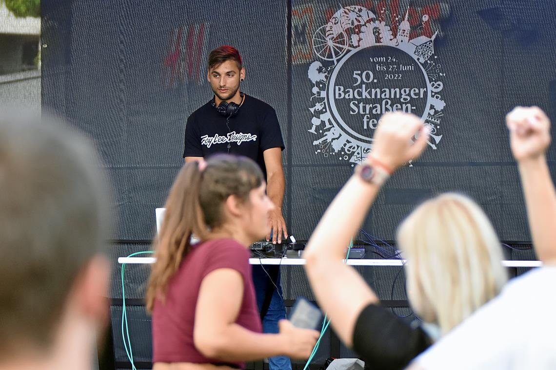 Tobi Rock beim Straßenfest 2022. Archivfoto: Tobias Sellmaier