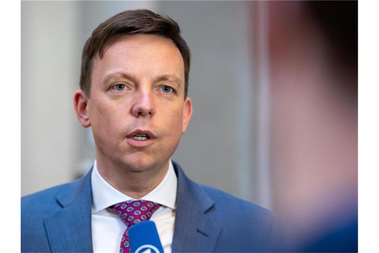 Tobias Hans, Ministerpräsident des Saarlands. Foto: Bernd von Jutrczenka/dpa