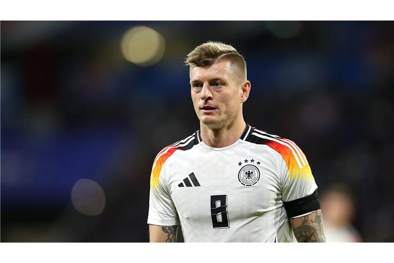 Toni Kroos wird dieses Jahr für Deutschland bei der Fußball-EM spielen. Danach ist Schluss. (Archivbild)