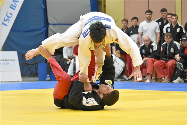 Topathleten wie den Olympia-Dritten Francisco Garrigos (unten) wird man in Backnang vorerst nicht mehr sehen. Archivfoto: Alexander Becher