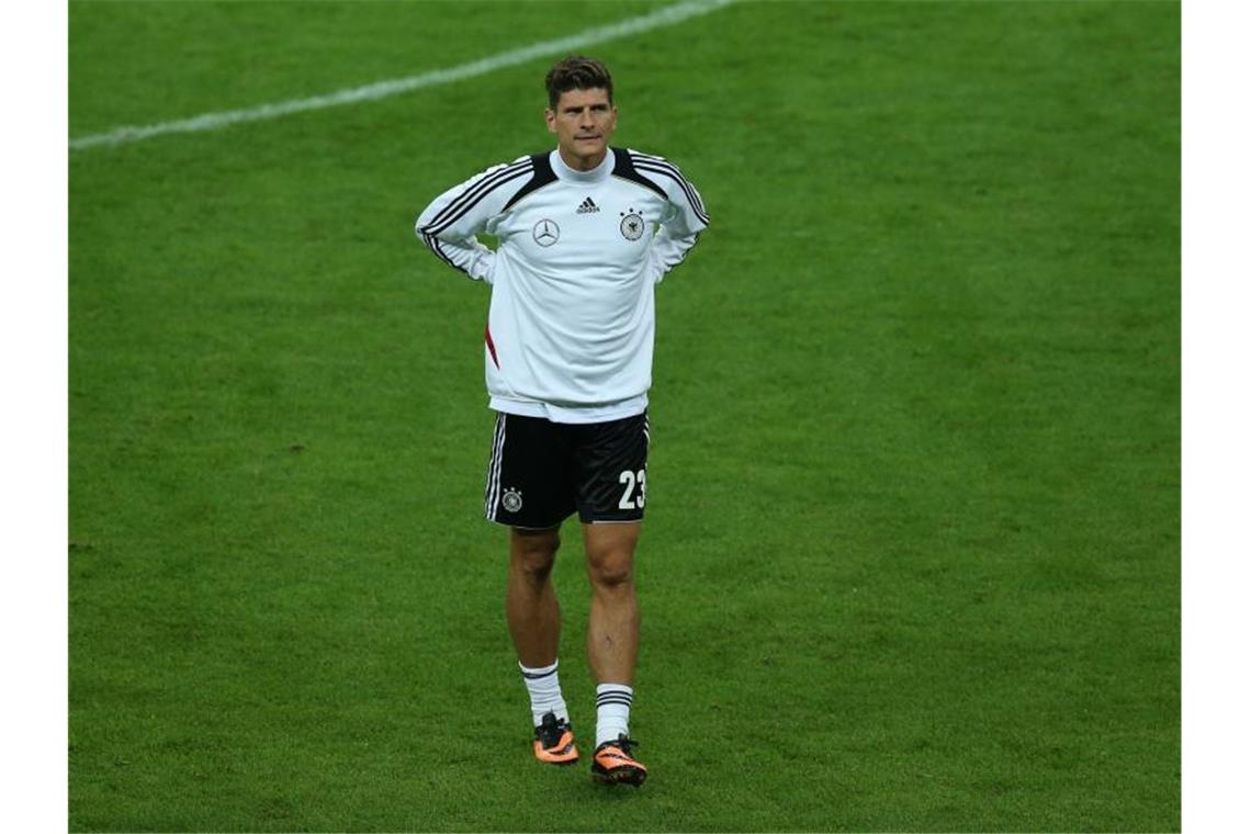 Überraschungsmann Löw: Von Odonkor bis Sané Torjäger Mario Gomez fehlte 2014 im WM-Aufgebot. Foto: picture alliance / dpa
