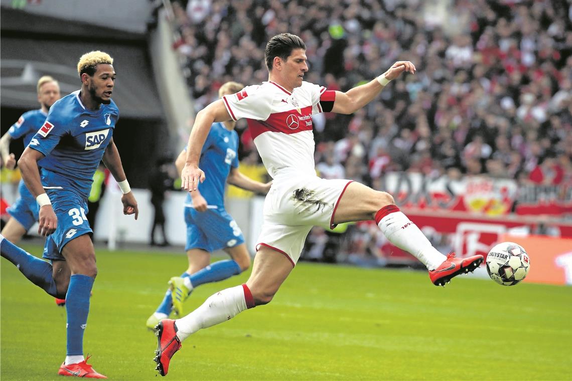 TSG Backnang trifft am 5. Juli auf den VfB Stuttgart Torjäger Mario Gomez spielt mit dem VfB Stuttgart am Freitag, 5. Juli, bei der TSG Backnang. Foto: Imago