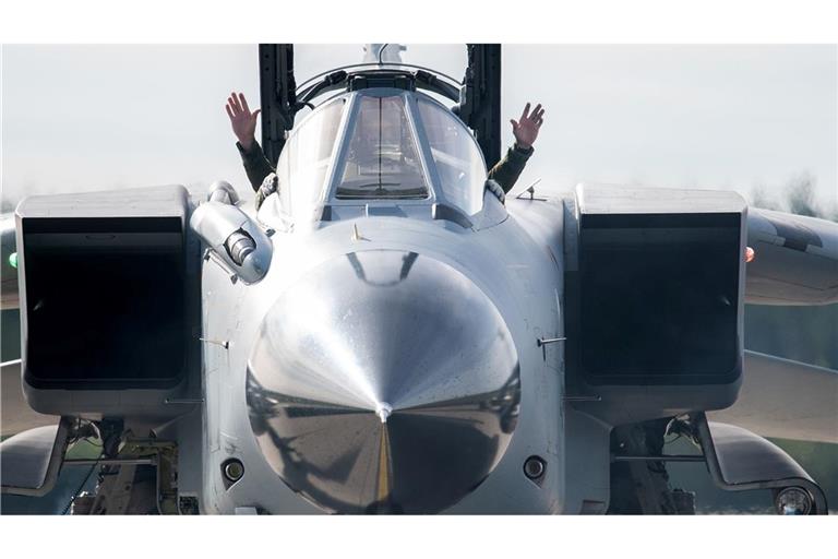 Tornado-Kampfjets sind in der Eifel stationiert, um im Ernstfall US-Atombomben einzusetzen. (Archivbild)