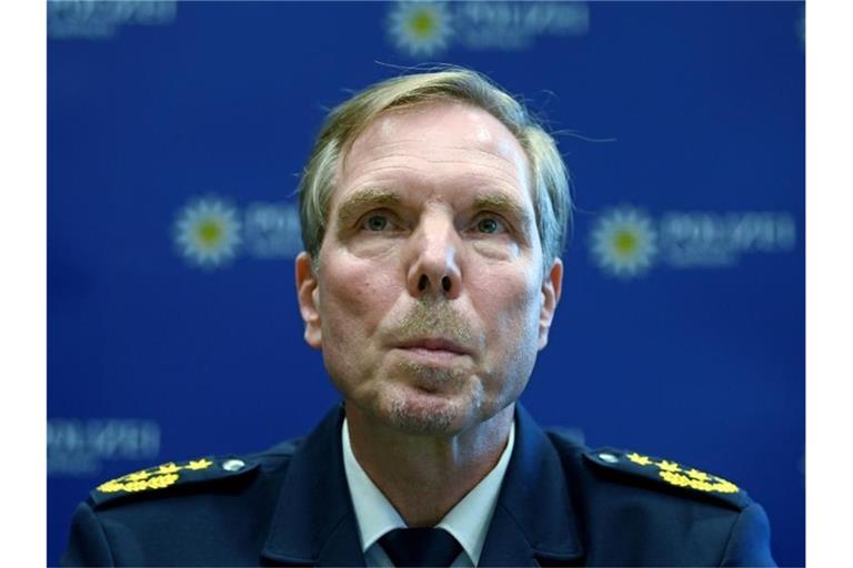 Torsten Schultze, Polizeipräsident, bei einer Pressekonferenz. Foto: Hendrik Schmidt/dpa-Zentralbild/dpa/Archivbild