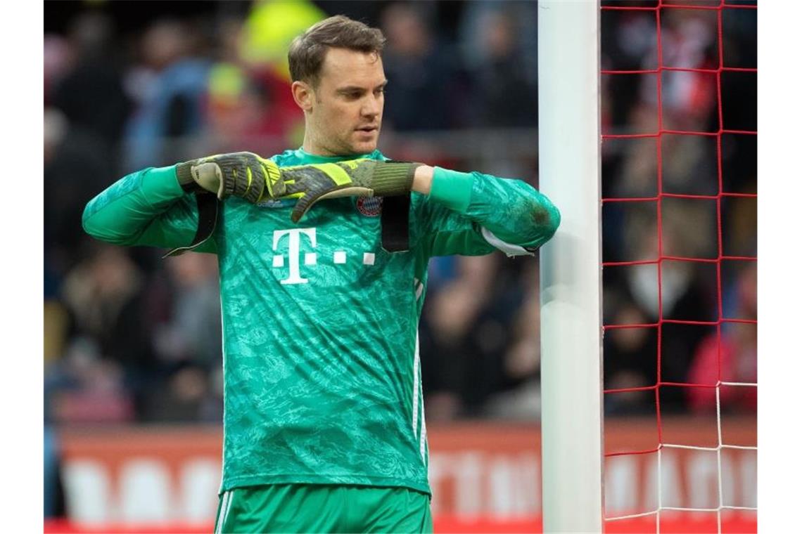 Neuer will für sich und FC Bayern eine Win-Win-Situation Torwart Manuel Neuer ist gerade in Vertragsverhandlungen mit dem FC Bayern München. Foto: Federico Gambarini/dpa