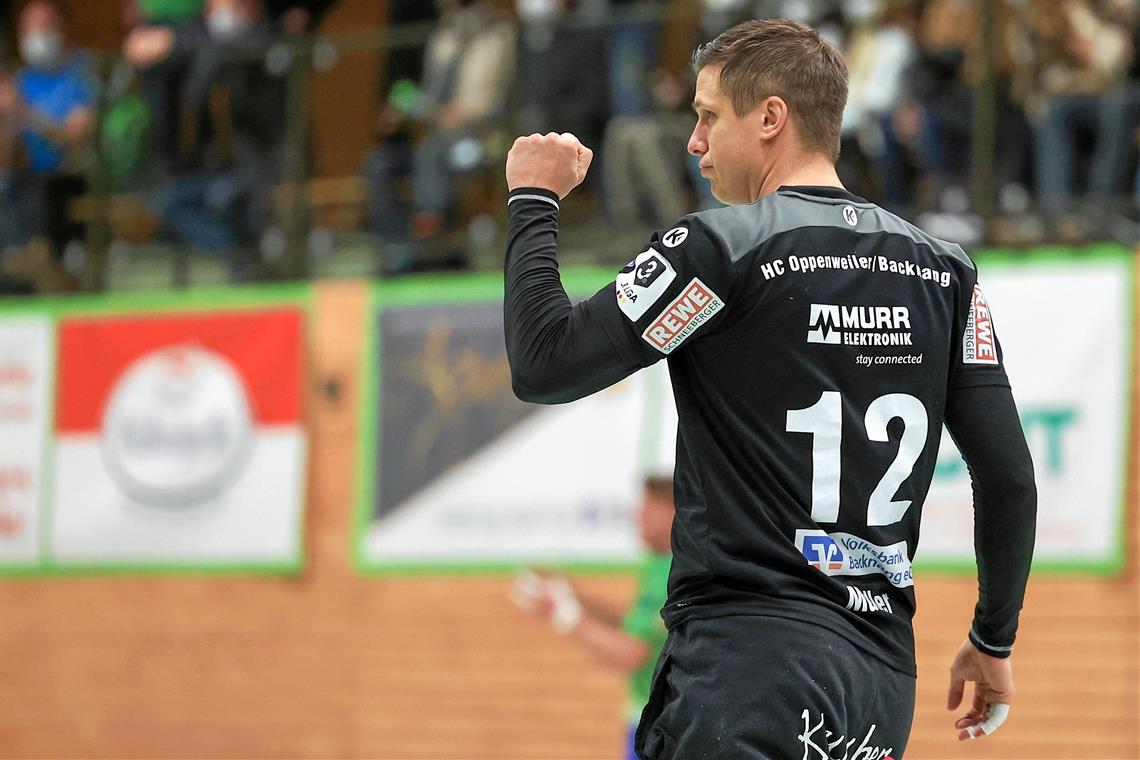 Ein doppelt wichtiges und reizvolles Duell Torwartroutinier Jürgen Müller hatte mit dem HCOB schon zweimal Grund zum Jubel. Nun hofft er, dass im Heimspiel gegen Kornwestheim der dritte Sieg in Folge gelingt. Foto: A. Becher