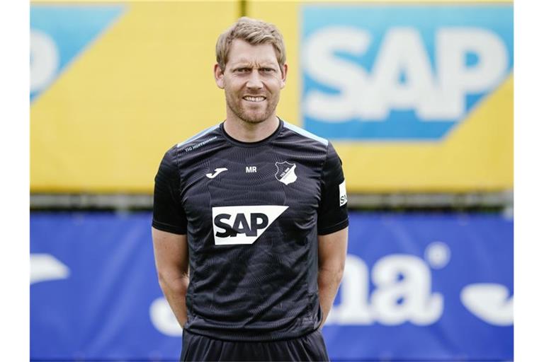 Torwarttrainer Michael Rechner beim Mannschaftsfototermin der TSG 1899 Hoffenheim. Foto: Uwe Anspach/dpa