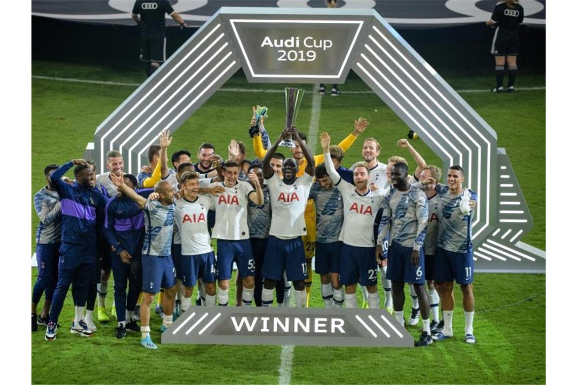 FC Bayern verliert letzten Test im Elfmeterschießen Tottenham Hotspur hat den Audi Cup 2019 gewonnen. Foto: Matthias Balk