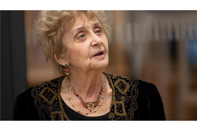 Tova Friedman, die als Kind das Vernichtungslager Auschwitz überlebte, ist auch heute - 81 Jahre nach der Befreiung des Lagers durch die Rote Armee - noch auf der Suche nach Gerechtigkeit.