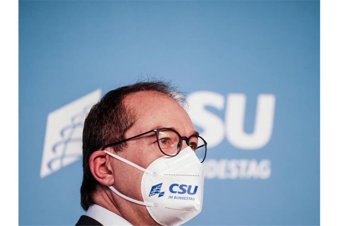 Trägt nach Ansicht der Opposition Mitverantwortung an der gescheiterten Pkw-Maut: Alexander Dobrindt, CSU-Landesgruppenchef im Bundestag. Foto: Michael Kappeler/dpa-Pool/dpa