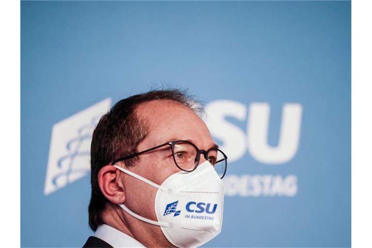 Trägt nach Ansicht der Opposition Mitverantwortung an der gescheiterten Pkw-Maut: Alexander Dobrindt, CSU-Landesgruppenchef im Bundestag. Foto: Michael Kappeler/dpa-Pool/dpa