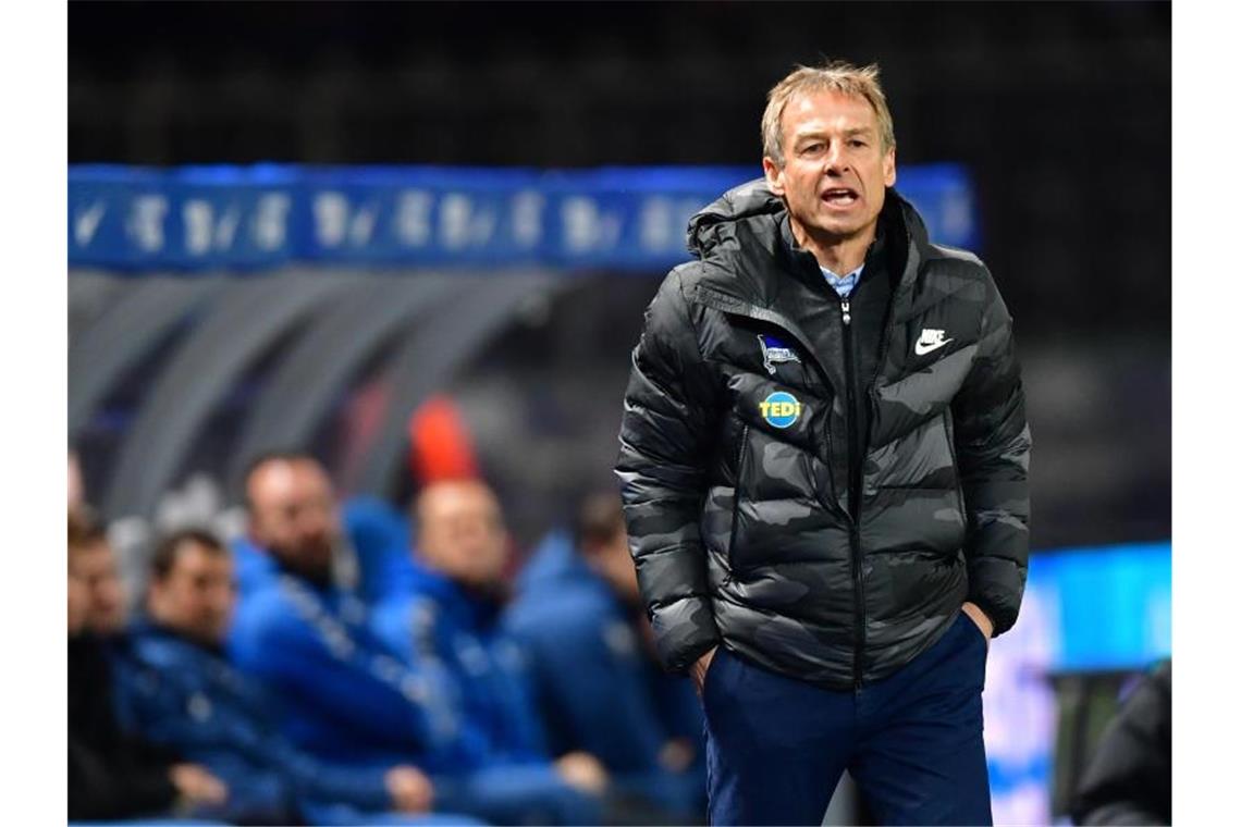 Hertha-Trainer Klinsmann für neues Stadion - „egal wo“ Trainer Jürgen Klinsmann fordert schnell ein neues Stadion für Hertha BSC. Foto: Soeren Stache/dpa-Zentralbild/dpa
