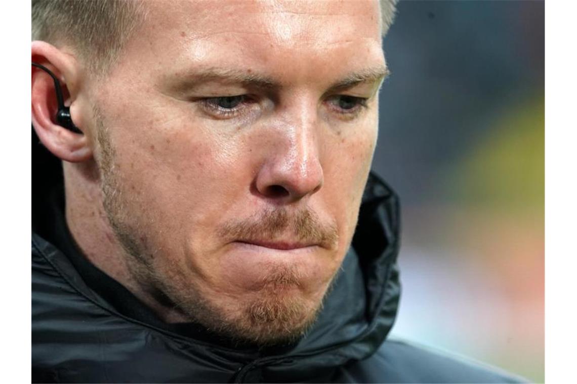 Trainer Julian Nagelsmann war nach der Leipziger Niederlage bedient. Foto: Thomas Frey/dpa