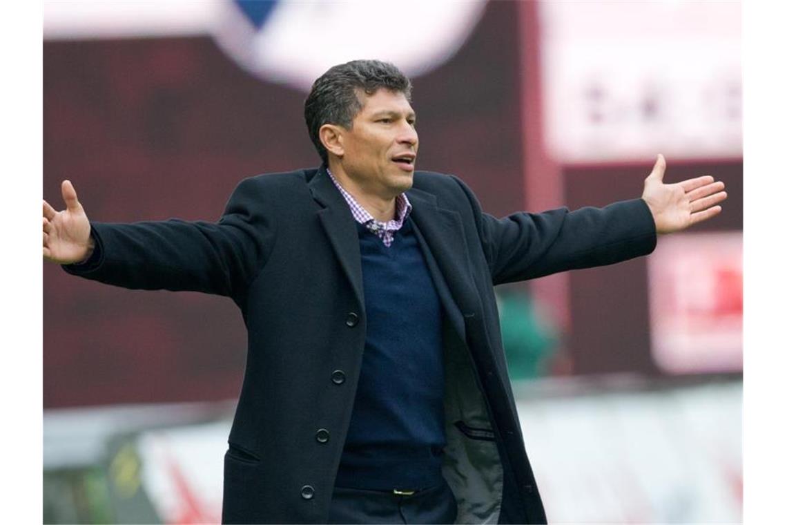 Ex-Bundesliga-Profi Balakow neuer Nationaltrainer Bulgariens Trainer Krassimir Balakow. Foto: Uwe Anspach dpa/Archivbild