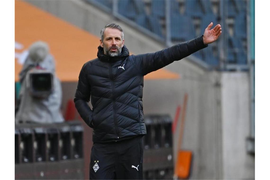 Unruhige Zeiten im Borussia-Park - Rose: „Kann damit leben“ Trainer Marco Rose nahm die Niederlage gegen Mainz auf seine Kappe. Foto: Federico Gambarini/dpa-POOL/dpa