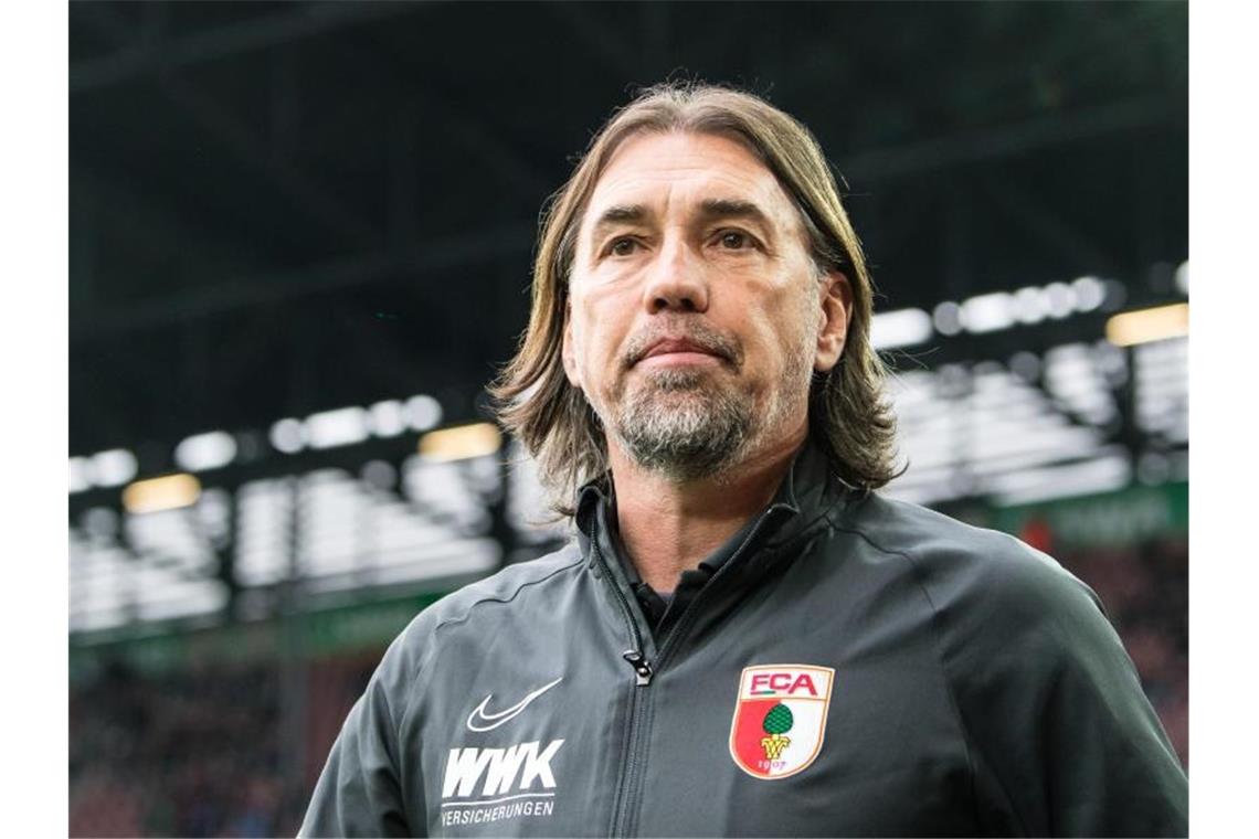 Augsburg-Trainer Schmidt verurteilt Beleidigungen gegen Hopp Trainer Martin Schmidt von Augsburg. Foto: Matthias Balk/dpa