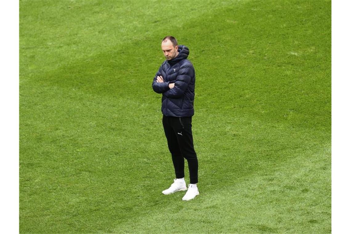 Trainer Ole Werner steht mit Kiel vor dem Aufstieg. Foto: Rolf Vennenbernd/dpa Pool/dpa