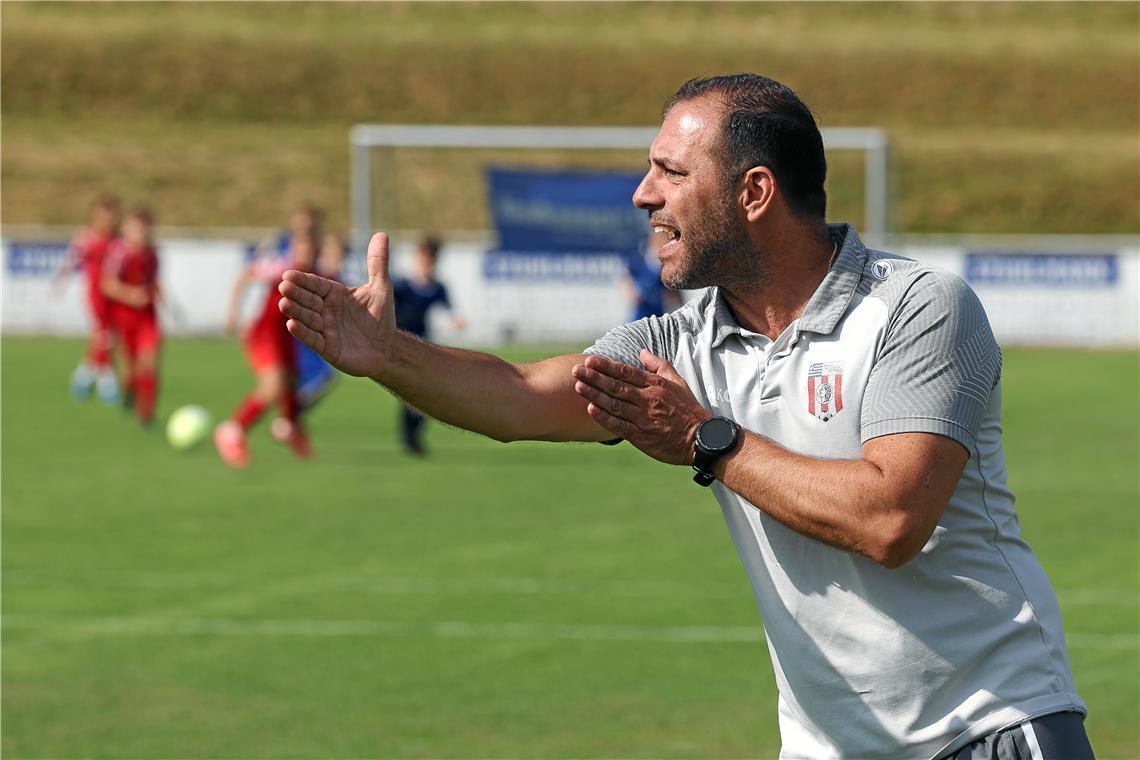 Trainer wie Ioannis Goundas vom Großen Alexander Backnang waren mit vollem Einsa...