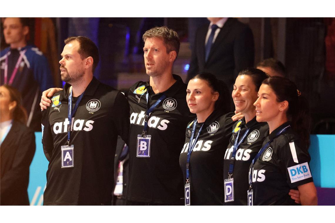 Trainerteam mit Physios.