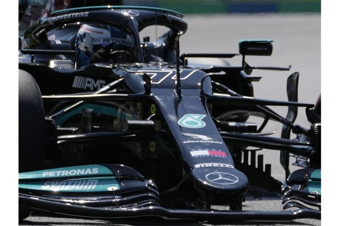 Trainingsschnellster in Ungarn: Der Finne Valtteri Bottas vom Team Mercedes. Foto: Darko Bandic/AP/dpa