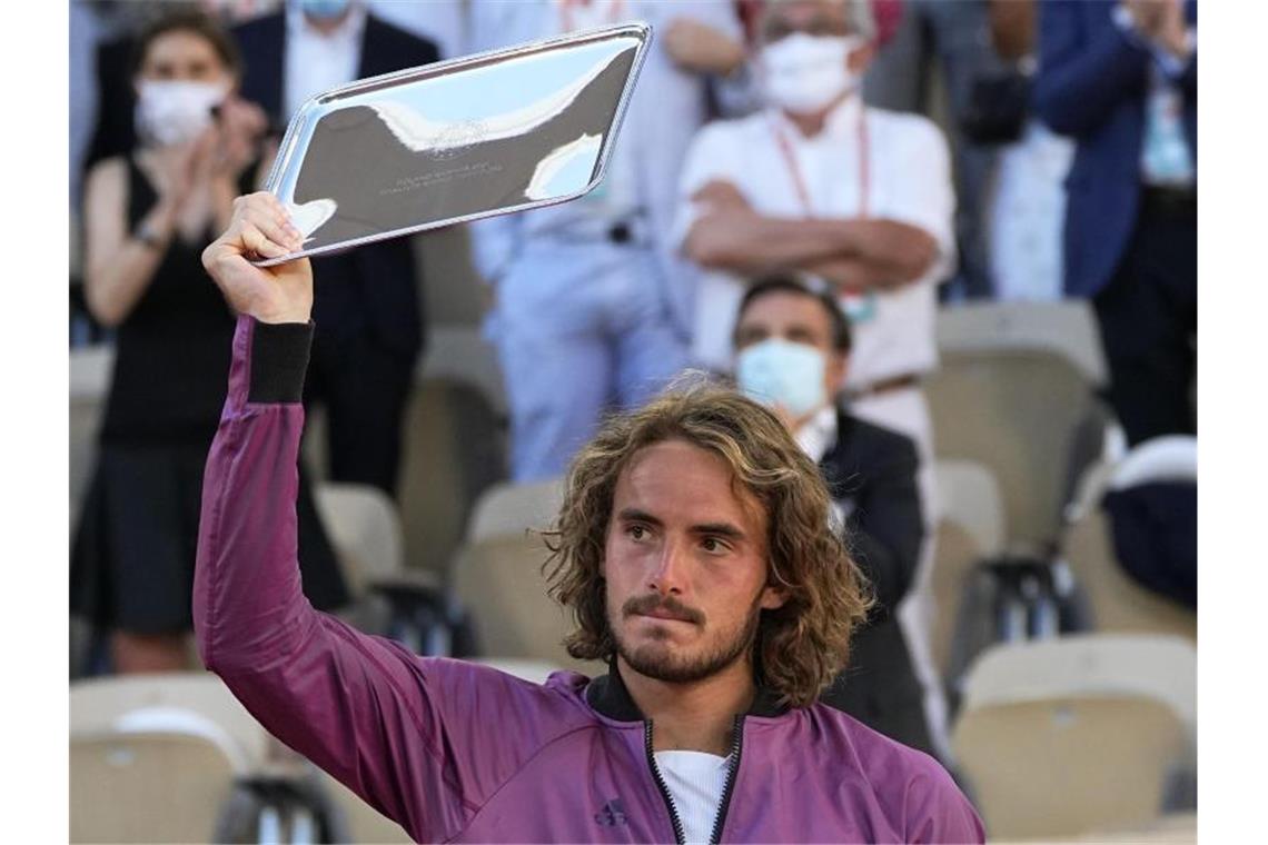 Trauert um seine verstorbene Großmutter: Stefanos Tsitsipas. Foto: Michel Euler/AP/dpa