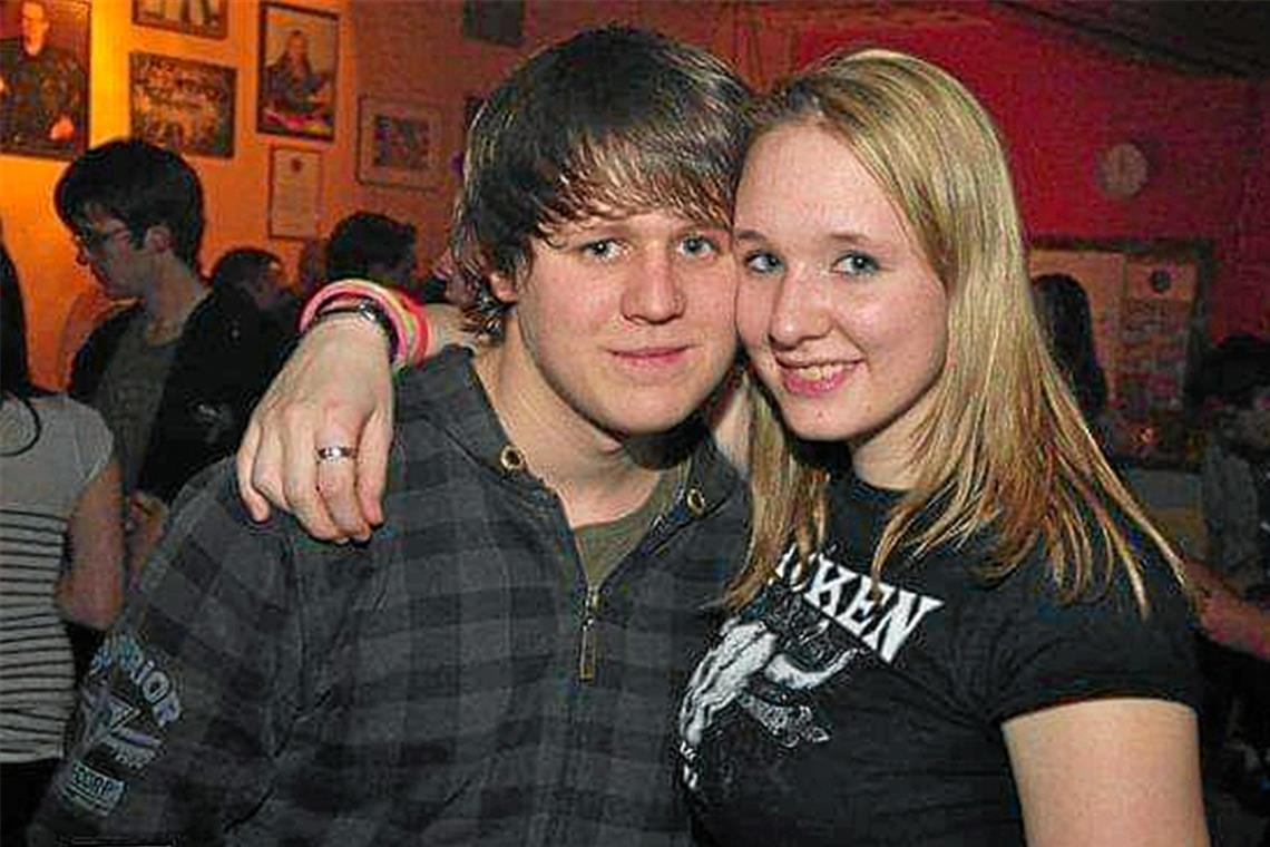 Der Sulzbacher Kessel, die Belinda, ist Kult Treue Belinda-Besucher: die Geschwister Max und Carola Rössler im Jahr 2012. Foto: privat