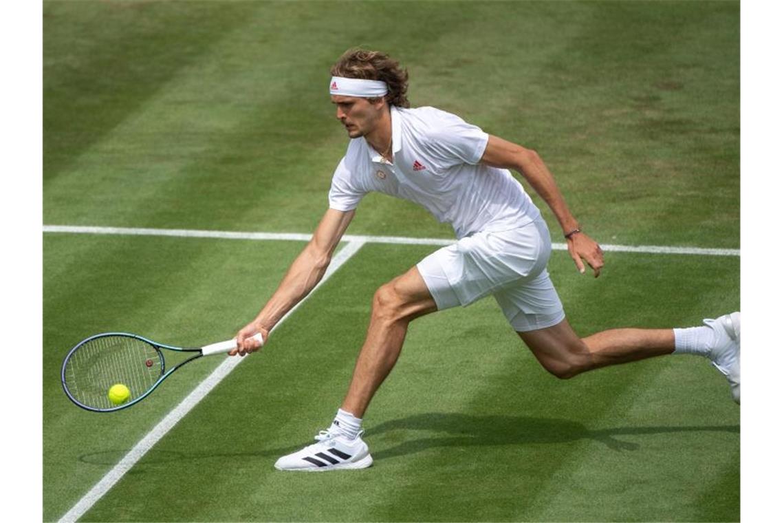 Trifft in der dritten Runde entweder auf den US-Amerikaner Taylor Fritz oder dessen Landsmann Steve Johnson: Alexander Zverev. Foto: Jonathan Nackstrand/Aeltc Pool/PA Wire/dpa