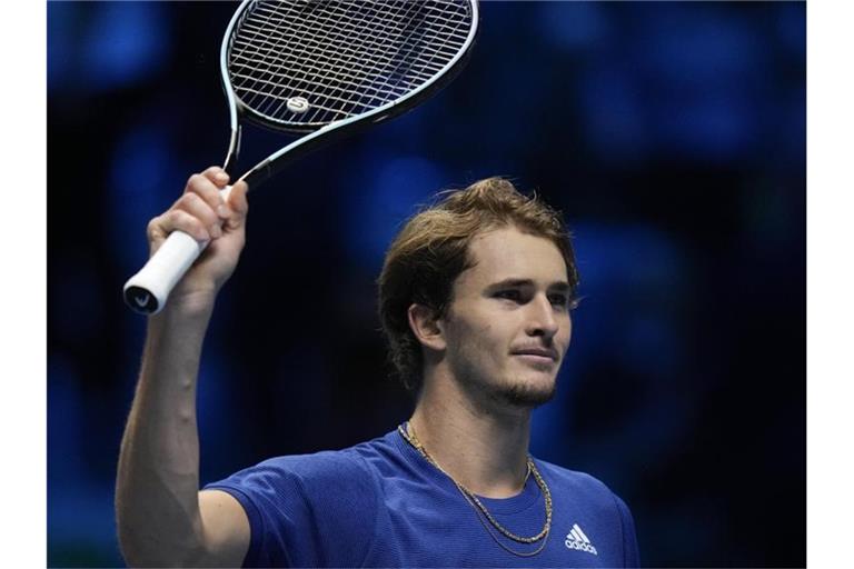 Trifft wieder einmal auf Novak Djokovic: Alexander Zverev. Foto: Luca Bruno/AP/dpa