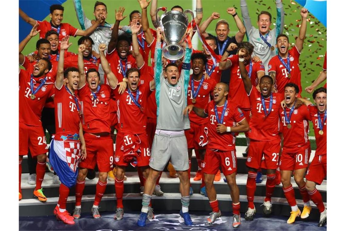 Triple-Sieger, Weltfußballer, Welttorhüter: Der FC Bayern München räumte 2020 alles ab. Foto: Julian Finney/Getty Images via UEFA/dpa