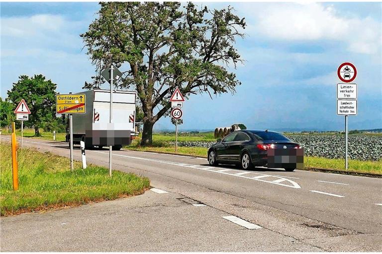 Trotz Sperrung nutzen viele Autofahrer die Scharnhauser Straße weiterhin für den Durchgangsverkehr.