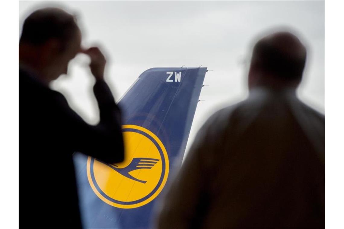 Trotz Streikdrohung kommt die Lufthansa im Tarifkonflikt der Kabinengewerkschaft Ufo entgegen. Foto: Boris Roessler/dpa