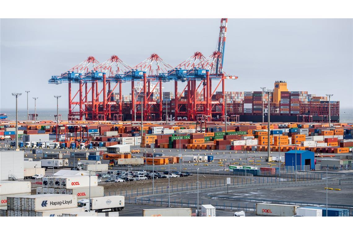 Trotz zahlreicher Probleme bleibt die deutsche Exportwirtschaft optimistisch.