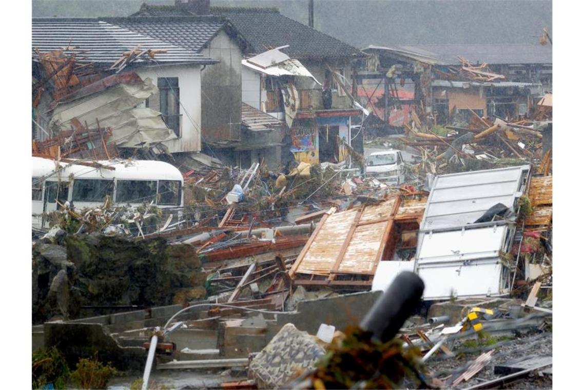 Mindestens 52 Tote bei Unwettern in Japan