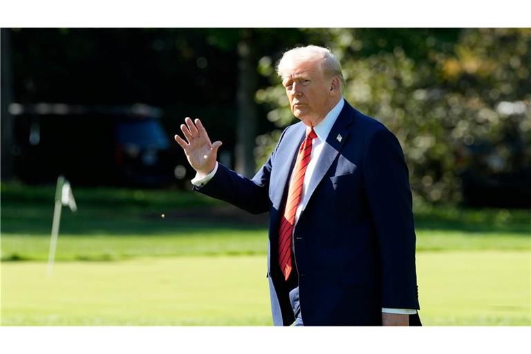 Trump kündigt zusätzliche Zölle für China in Höhe von 100 Prozent an.