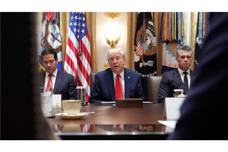 Trump sagt, man müsse den Demokraten "einen kleinen Vorgeschmack ihrer eigenen Medizin geben".