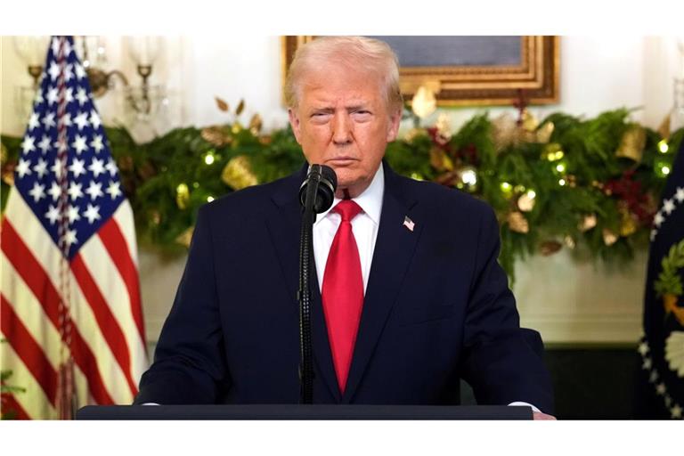 Trump verspricht Soldaten Schecks vor Weihnachten