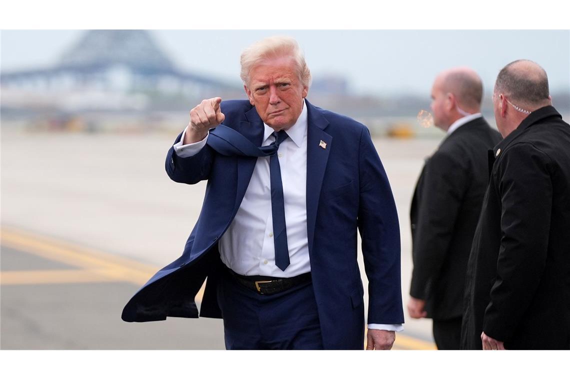 Panama- und Suezkanal: Trump will Freifahrt für US-Schiffe Trump will Sonderrechte für US-Schiffe.