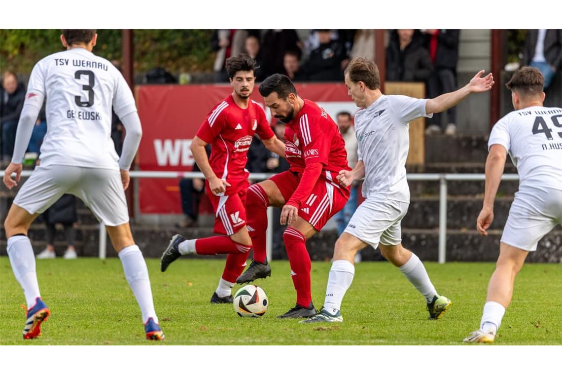 TSG Esslingen um Top-Stürmer Enes Coskun (am Ball) gegen TSV Wernau – das könnte auch in der kommenden Saison ein Spitzenspiel sein.  
