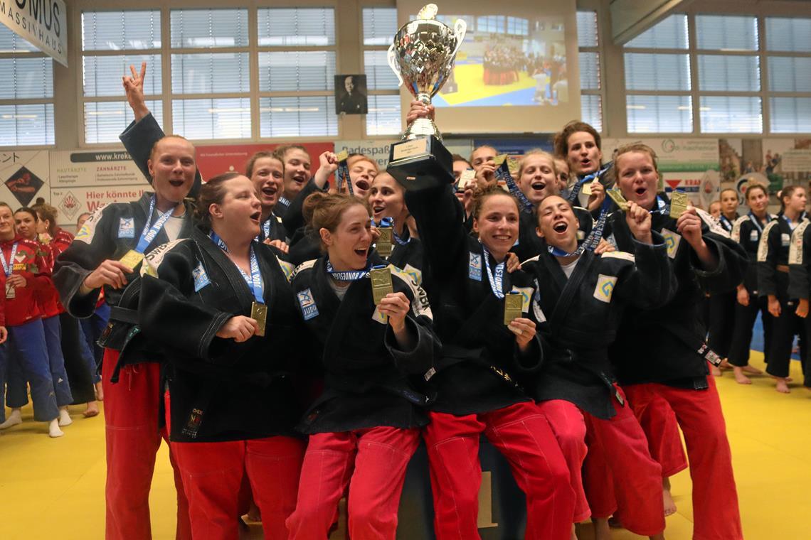 Die Leser haben bis 16. Februar das Wort TSG-Judofrauen Foto: Seán McGinley
