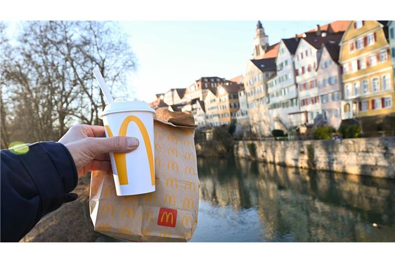 Tübingen machte es vor, nun zieht nach Konstanz auch Freiburg bei der Verpackungssteuer nach.