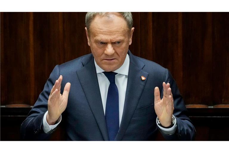 Tusk will, dass jeder Mann in Polen kampfbereit gemacht wird.