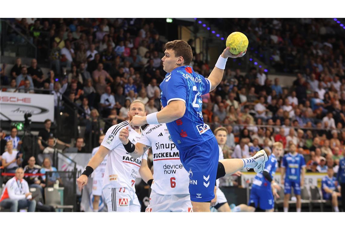 TVB Stuttgart rutscht tief in den Abstiegsstrudel TVB-Kreisläufer Lukas Laube warf vor der Pause vier Tore.