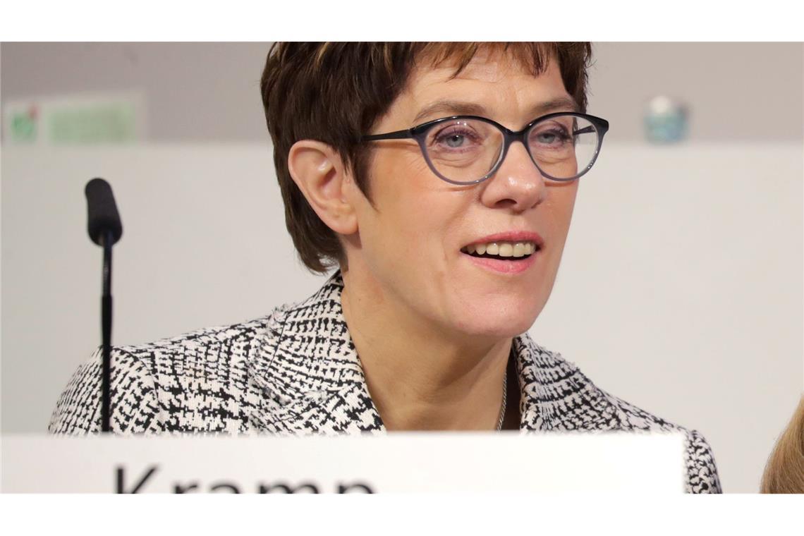 Über Doppelnamen werden in Deutschland häufig Witze gemacht (Archivbild).