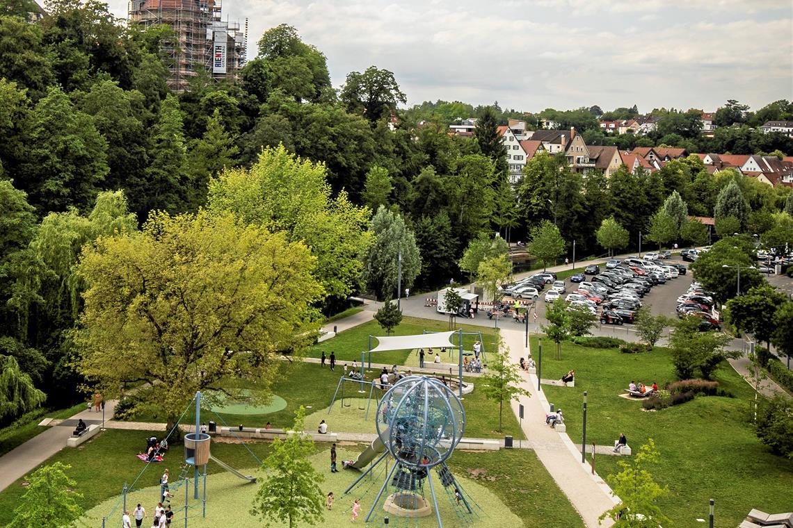 Über Jahrzehnte stand zwischen Annonayspielplatz und Bleichwiesenparkplatz der Bleile-Imbiss. Im Sommer soll nun ein neuer Pächter kommen. Archivfoto: Alexander Becher