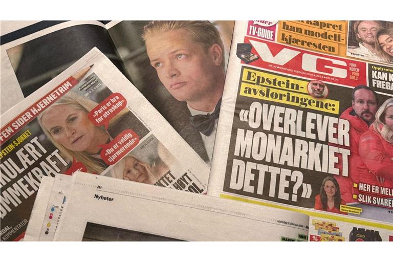"Überlebt die Monarchie das?" titelt eine norwegische Zeitung angesichts der Skandale um Kronprinzessin Mette-Marit und ihren Sohn Marius Borg Høiby.
