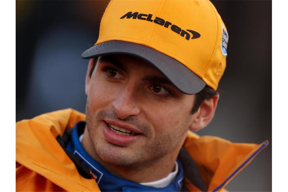 Sainz Vettel-Nachfolger bei Ferrari - Ricciardo zu McLaren Übernimmt das Vettel-Cockpit bei Ferrari: Carlos Sainz. Foto: David Davies/PA Wire/dpa