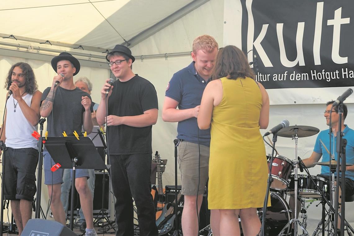 Überraschung beim Konzert: eine Liebeserklärung. Foto: B. Janus