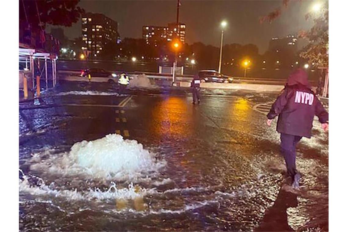 Überschwemmungen auf der New Yorker Upper East Side. Foto: -/New York City Police Department/AP/dpa